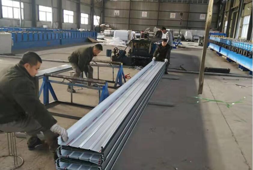 弧形鋁鎂錳屋面板工程