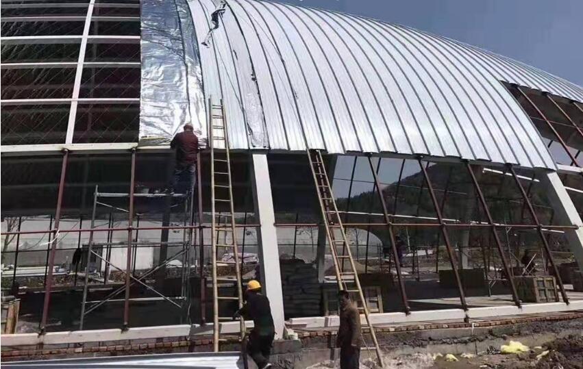 弧形鋁鎂錳屋面板工程